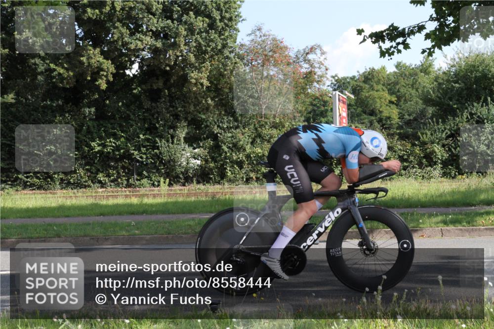 10.08.2025 - GEWOBA Citytriathlon Bremen Yannick Fuchs http://msf.ph/oto/8558444 10.08.2025 10:31:11 Radfahren 363, 387, 434 meine-sportfotos.de