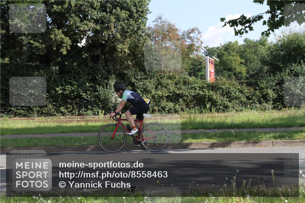 10.08.2025 - GEWOBA Citytriathlon Bremen Yannick Fuchs http://msf.ph/oto/8558463 10.08.2025 10:31:28 Radfahren 363, 387, 434 meine-sportfotos.de