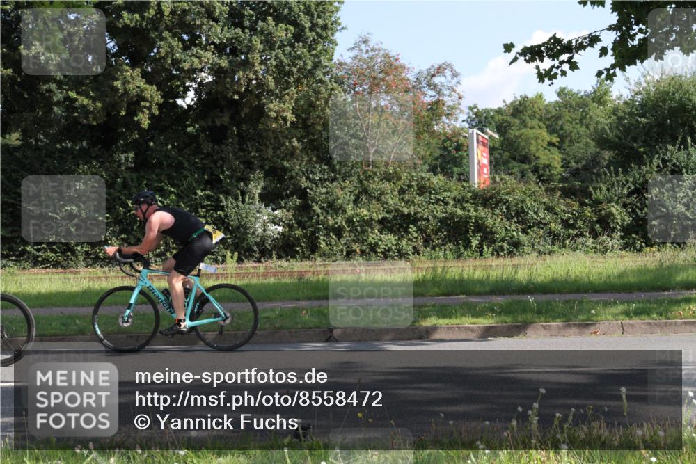 10.08.2025 - GEWOBA Citytriathlon Bremen Yannick Fuchs http://msf.ph/oto/8558472 10.08.2025 10:31:38 Radfahren  meine-sportfotos.de
