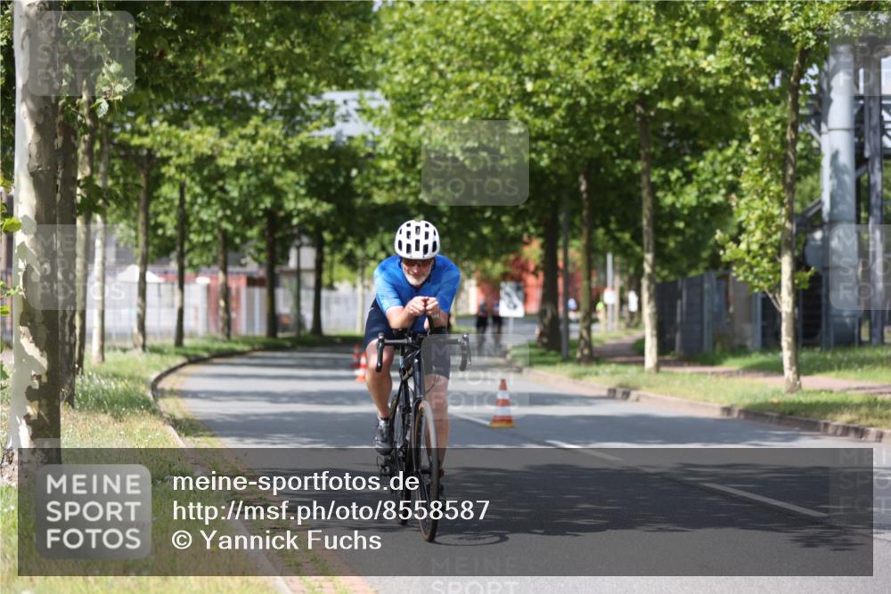 10.08.2025 - GEWOBA Citytriathlon Bremen Yannick Fuchs http://msf.ph/oto/8558587 10.08.2025 12:33:18 Radfahren 554, 708, 738, 824, 836, 859 meine-sportfotos.de