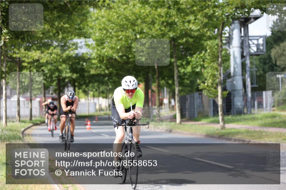 10.08.2025 - GEWOBA Citytriathlon Bremen Yannick Fuchs http://msf.ph/oto/8558653 10.08.2025 12:33:57 Radfahren 560, 635, 637, 741, 768, 856, 858, 867, 895 meine-sportfotos.de