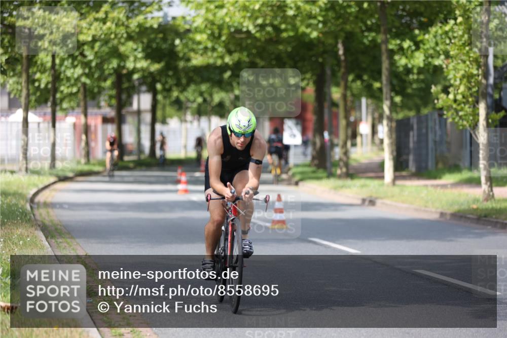 10.08.2025 - GEWOBA Citytriathlon Bremen Yannick Fuchs http://msf.ph/oto/8558695 10.08.2025 12:34:19 Radfahren 553, 686, 822, 834, 891, 912 meine-sportfotos.de