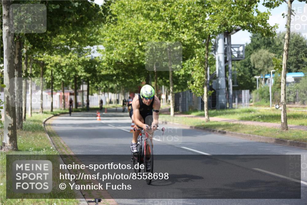 10.08.2025 - GEWOBA Citytriathlon Bremen Yannick Fuchs http://msf.ph/oto/8558698 10.08.2025 12:34:19 Radfahren 553, 686, 822, 834, 891, 912 meine-sportfotos.de