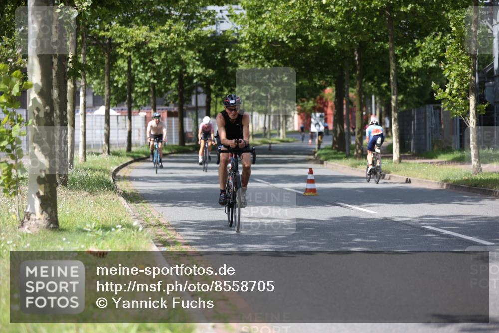 10.08.2025 - GEWOBA Citytriathlon Bremen Yannick Fuchs http://msf.ph/oto/8558705 10.08.2025 12:34:24 Radfahren 553, 686, 822, 834, 891, 912 meine-sportfotos.de