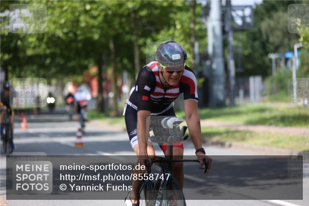 10.08.2025 - GEWOBA Citytriathlon Bremen Yannick Fuchs http://msf.ph/oto/8558747 10.08.2025 12:34:42 Radfahren 556, 584, 591, 632, 736, 826, 841, 914, 1027, 1037 meine-sportfotos.de