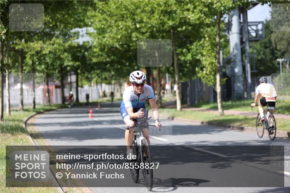 10.08.2025 - GEWOBA Citytriathlon Bremen Yannick Fuchs http://msf.ph/oto/8558827 10.08.2025 12:35:13 Radfahren 558, 579, 707, 902, 956, 973, 977, 1035, 1039 meine-sportfotos.de