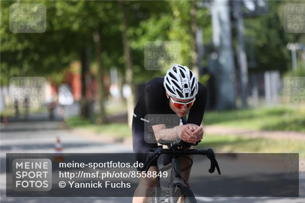 10.08.2025 - GEWOBA Citytriathlon Bremen Yannick Fuchs http://msf.ph/oto/8558849 10.08.2025 12:35:21 Radfahren 558, 579, 642, 707, 742, 973, 977, 1039 meine-sportfotos.de