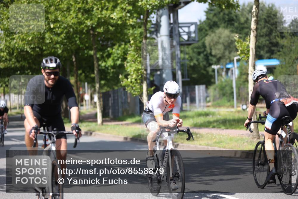 10.08.2025 - GEWOBA Citytriathlon Bremen Yannick Fuchs http://msf.ph/oto/8558879 10.08.2025 12:35:32 Radfahren 579, 642, 719, 742, 763, 783, 833, 919, 973, 1039 meine-sportfotos.de