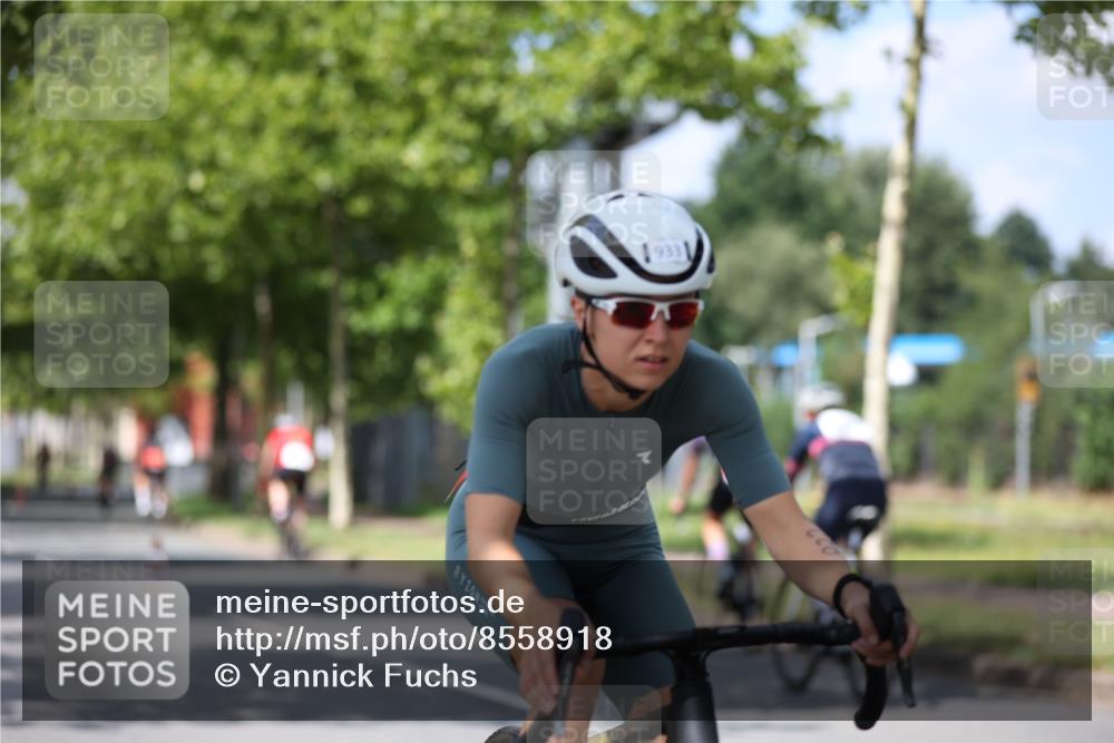 10.08.2025 - GEWOBA Citytriathlon Bremen Yannick Fuchs http://msf.ph/oto/8558918 10.08.2025 12:35:46 Radfahren 719, 763, 783, 833, 843, 877, 919, 933, 966 meine-sportfotos.de