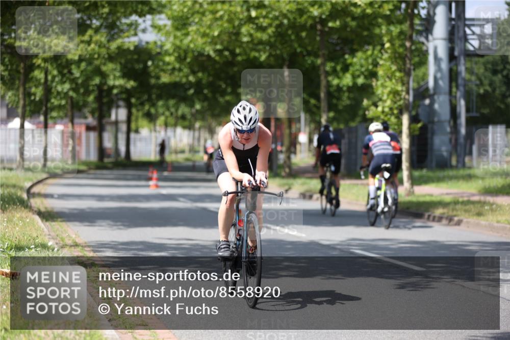 10.08.2025 - GEWOBA Citytriathlon Bremen Yannick Fuchs http://msf.ph/oto/8558920 10.08.2025 12:35:47 Radfahren 719, 763, 783, 833, 843, 877, 919, 933, 966 meine-sportfotos.de