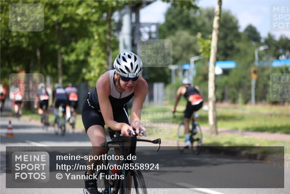 10.08.2025 - GEWOBA Citytriathlon Bremen Yannick Fuchs http://msf.ph/oto/8558924 10.08.2025 12:35:47 Radfahren 719, 763, 783, 833, 843, 877, 919, 933, 966 meine-sportfotos.de