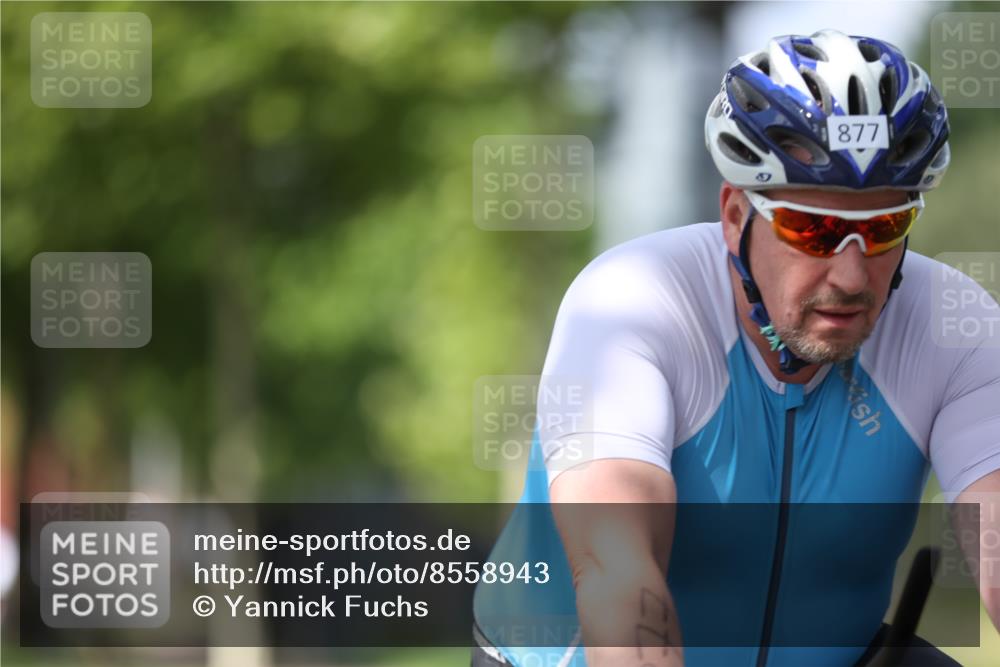 10.08.2025 - GEWOBA Citytriathlon Bremen Yannick Fuchs http://msf.ph/oto/8558943 10.08.2025 12:36:01 Radfahren 567, 636, 759, 843, 877 meine-sportfotos.de