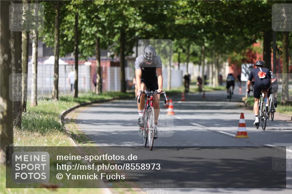 10.08.2025 - GEWOBA Citytriathlon Bremen Yannick Fuchs http://msf.ph/oto/8558973 10.08.2025 12:36:15 Radfahren 565, 567, 582, 599, 636, 639, 759, 766 meine-sportfotos.de