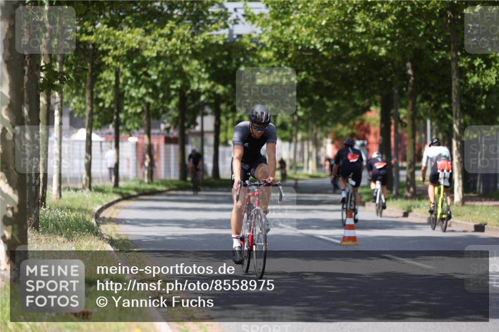 10.08.2025 - GEWOBA Citytriathlon Bremen Yannick Fuchs http://msf.ph/oto/8558975 10.08.2025 12:36:15 Radfahren 565, 567, 582, 599, 636, 639, 759, 766 meine-sportfotos.de