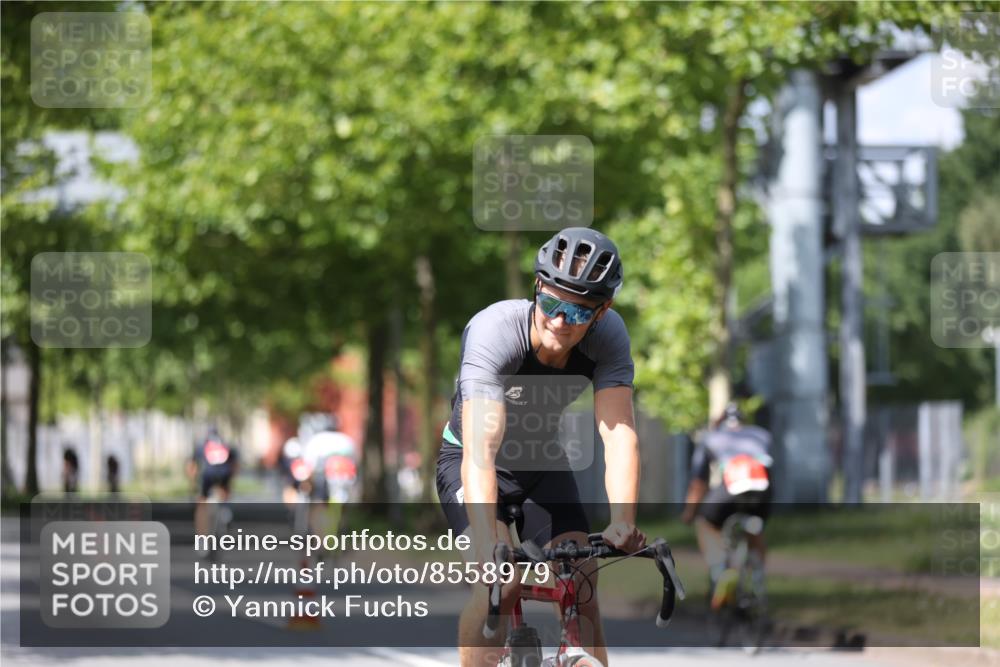 10.08.2025 - GEWOBA Citytriathlon Bremen Yannick Fuchs http://msf.ph/oto/8558979 10.08.2025 12:36:16 Radfahren 565, 567, 582, 599, 636, 639, 759, 766, 790 meine-sportfotos.de