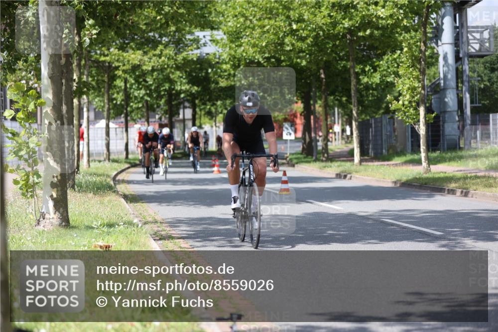 10.08.2025 - GEWOBA Citytriathlon Bremen Yannick Fuchs http://msf.ph/oto/8559026 10.08.2025 12:36:35 Radfahren 565, 570, 599, 639, 701, 750, 765, 766, 781, 789, 790, 794, 872, 1025, 1029, 1032 meine-sportfotos.de