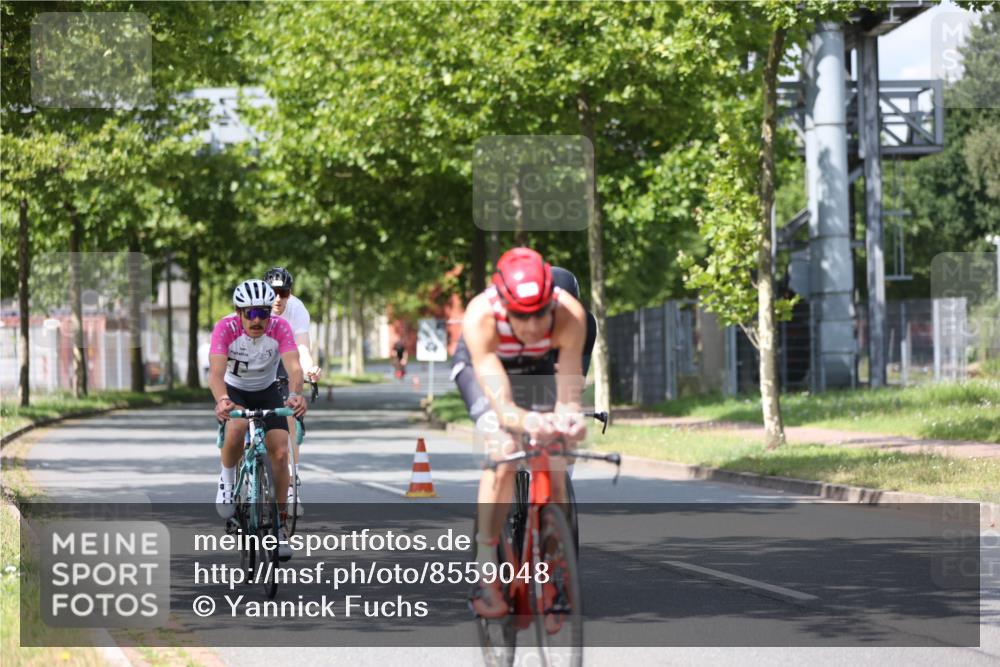 10.08.2025 - GEWOBA Citytriathlon Bremen Yannick Fuchs http://msf.ph/oto/8559048 10.08.2025 12:36:42 Radfahren 570, 701, 750, 765, 781, 789, 794, 872, 1025, 1029, 1032 meine-sportfotos.de