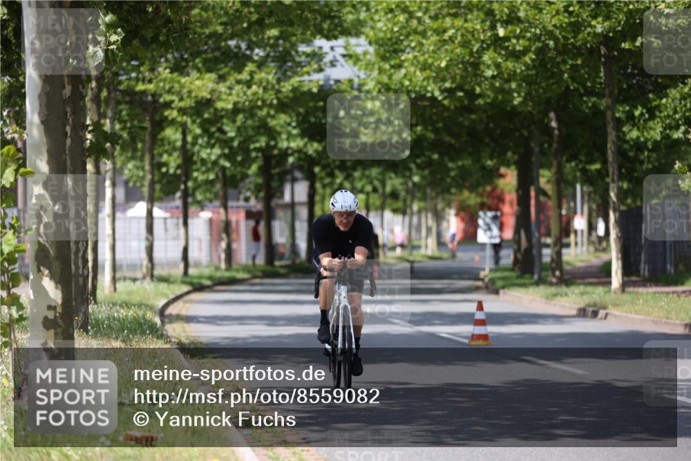10.08.2025 - GEWOBA Citytriathlon Bremen Yannick Fuchs http://msf.ph/oto/8559082 10.08.2025 12:37:05 Radfahren 631, 678, 726, 734, 739, 804, 982, 1033 meine-sportfotos.de