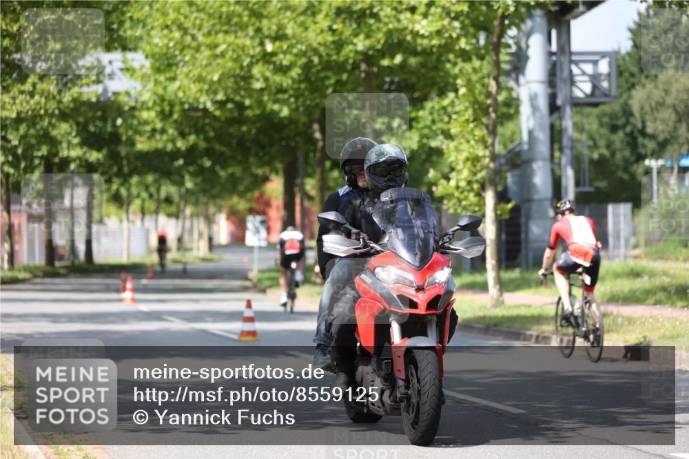 10.08.2025 - GEWOBA Citytriathlon Bremen Yannick Fuchs http://msf.ph/oto/8559125 10.08.2025 12:37:50 Radfahren 563, 603, 618 meine-sportfotos.de