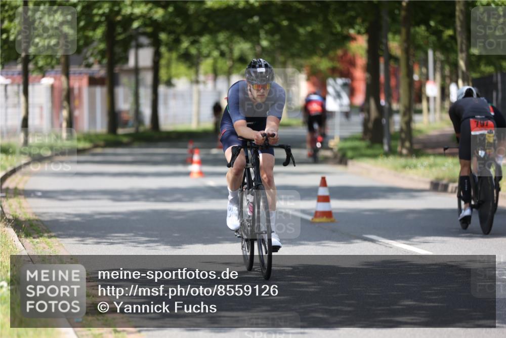 10.08.2025 - GEWOBA Citytriathlon Bremen Yannick Fuchs http://msf.ph/oto/8559126 10.08.2025 12:37:57 Radfahren 618, 761, 782 meine-sportfotos.de