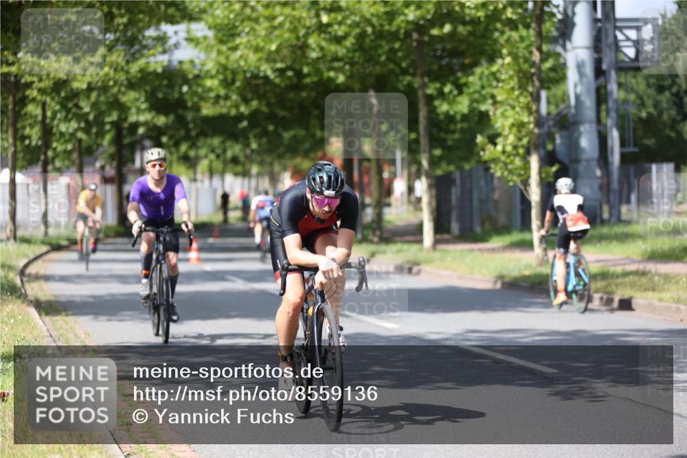 10.08.2025 - GEWOBA Citytriathlon Bremen Yannick Fuchs http://msf.ph/oto/8559136 10.08.2025 12:38:05 Radfahren 618, 671, 761, 764, 782, 784, 825, 844, 853, 1018 meine-sportfotos.de