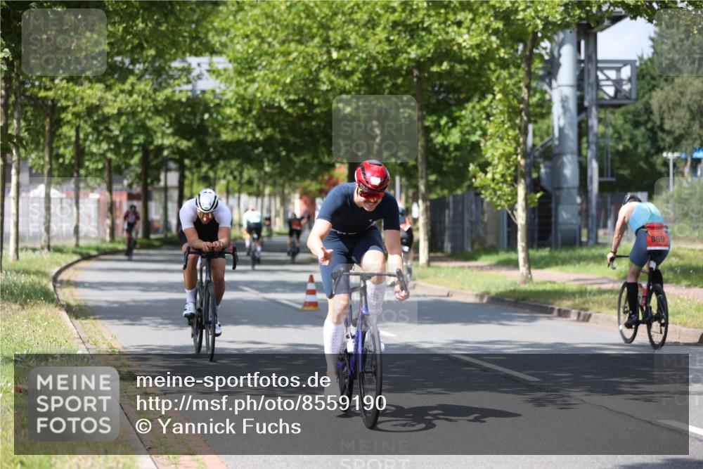 10.08.2025 - GEWOBA Citytriathlon Bremen Yannick Fuchs http://msf.ph/oto/8559190 10.08.2025 12:38:35 Radfahren 557, 634, 662, 740, 772, 797 meine-sportfotos.de