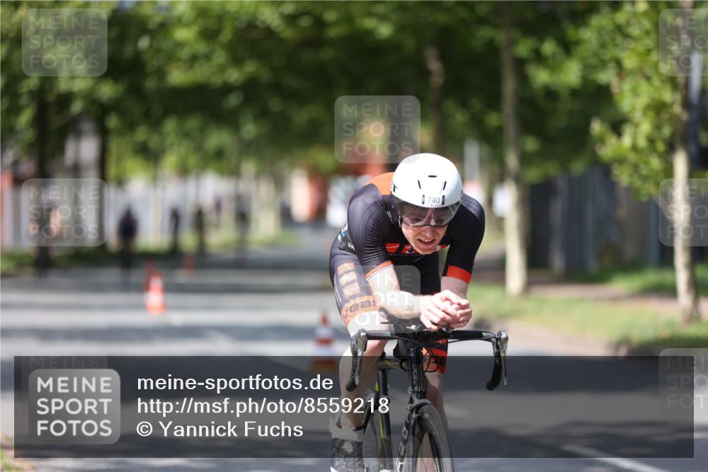 10.08.2025 - GEWOBA Citytriathlon Bremen Yannick Fuchs http://msf.ph/oto/8559218 10.08.2025 12:38:44 Radfahren 555, 634, 662, 720, 740, 762, 772, 797, 892, 940, 1019 meine-sportfotos.de