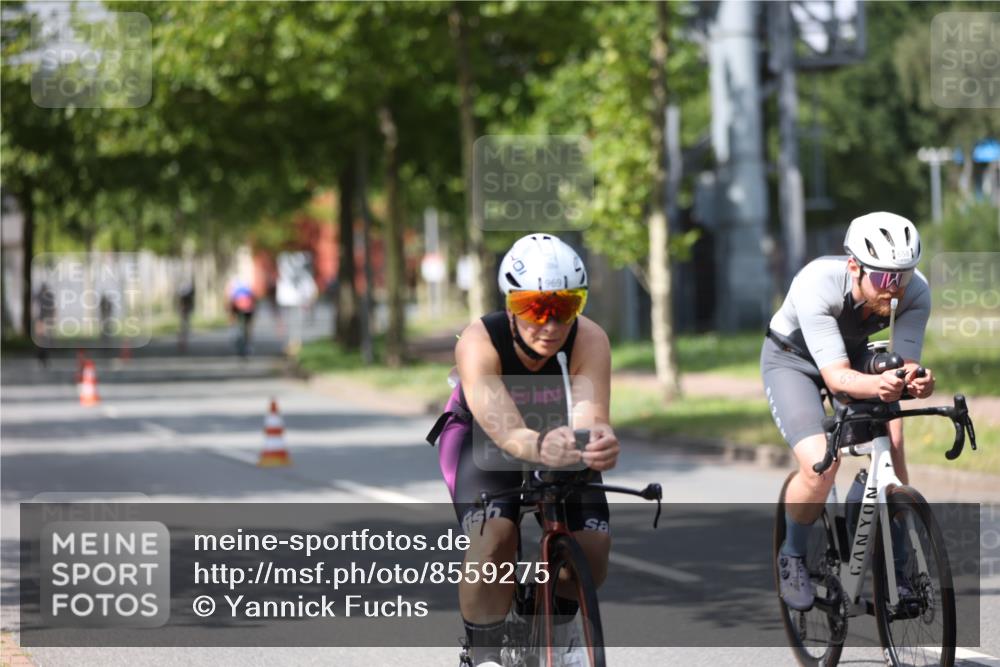 10.08.2025 - GEWOBA Citytriathlon Bremen Yannick Fuchs http://msf.ph/oto/8559275 10.08.2025 12:39:04 Radfahren 658, 696, 720, 729, 762, 900, 969, 978, 1019 meine-sportfotos.de