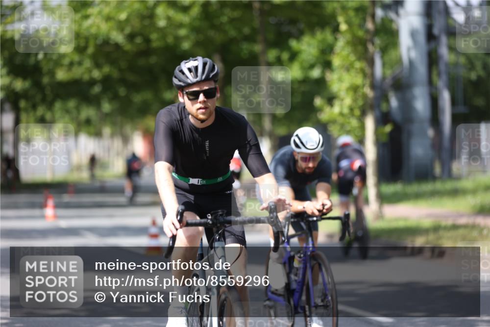 10.08.2025 - GEWOBA Citytriathlon Bremen Yannick Fuchs http://msf.ph/oto/8559296 10.08.2025 12:39:11 Radfahren 658, 696, 709, 729, 900, 969, 978, 1006 meine-sportfotos.de