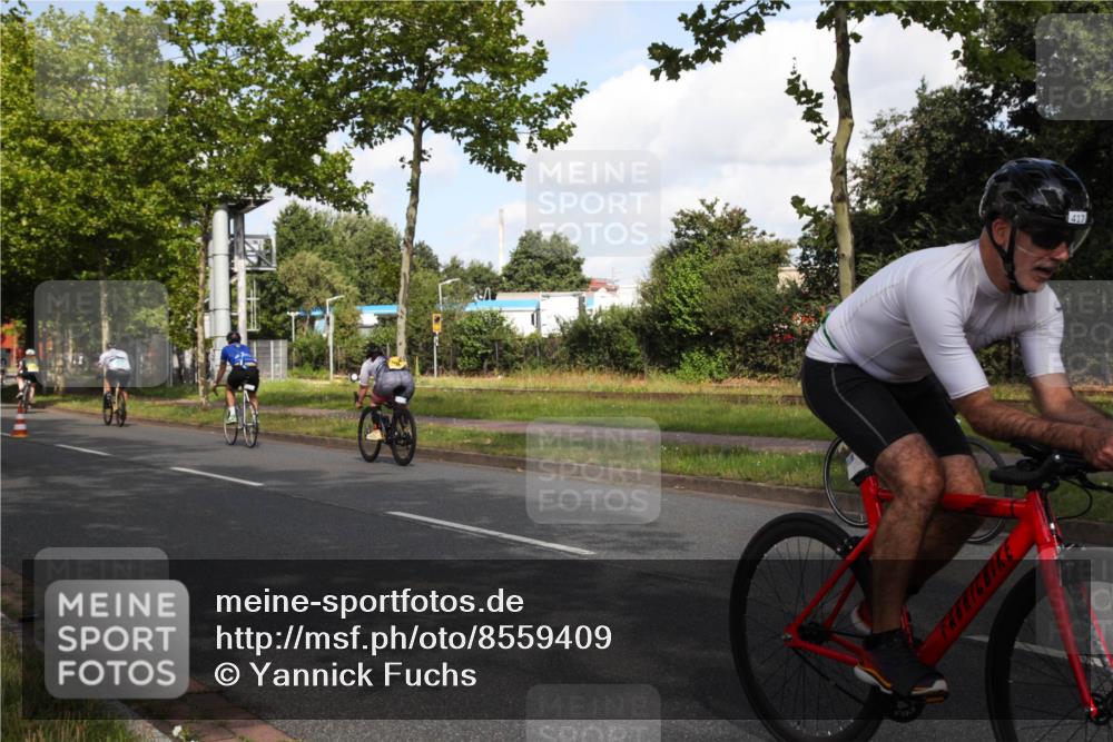 10.08.2025 - GEWOBA Citytriathlon Bremen Yannick Fuchs http://msf.ph/oto/8559409 10.08.2025 10:55:15 Radfahren 19, 163, 211, 219, 397, 418 meine-sportfotos.de