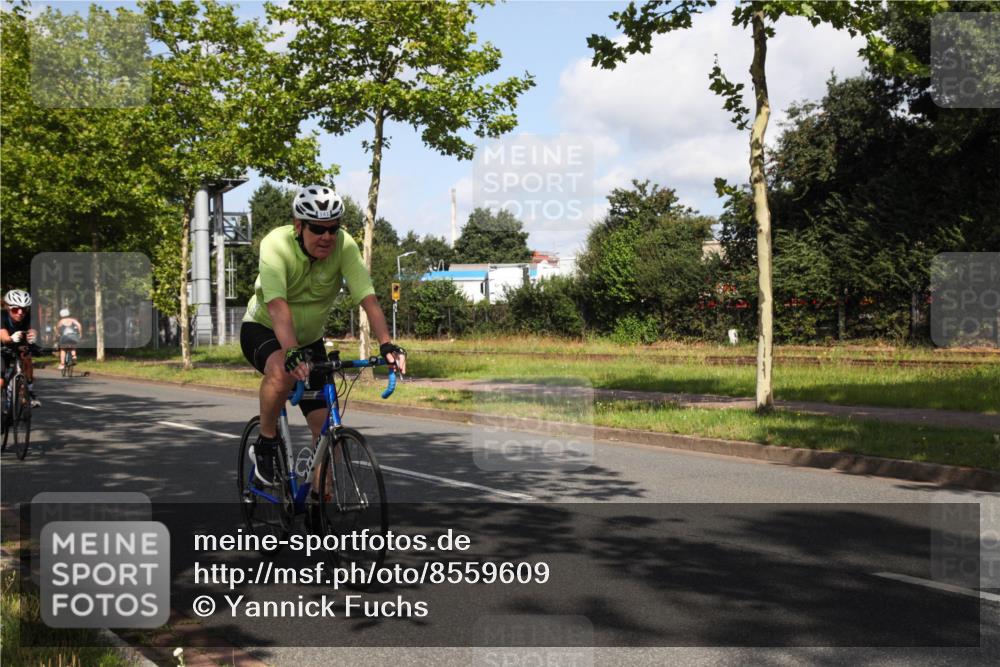 10.08.2025 - GEWOBA Citytriathlon Bremen Yannick Fuchs http://msf.ph/oto/8559609 10.08.2025 10:59:58 Radfahren 47, 141, 197, 201, 417, 475, 482, 498 meine-sportfotos.de