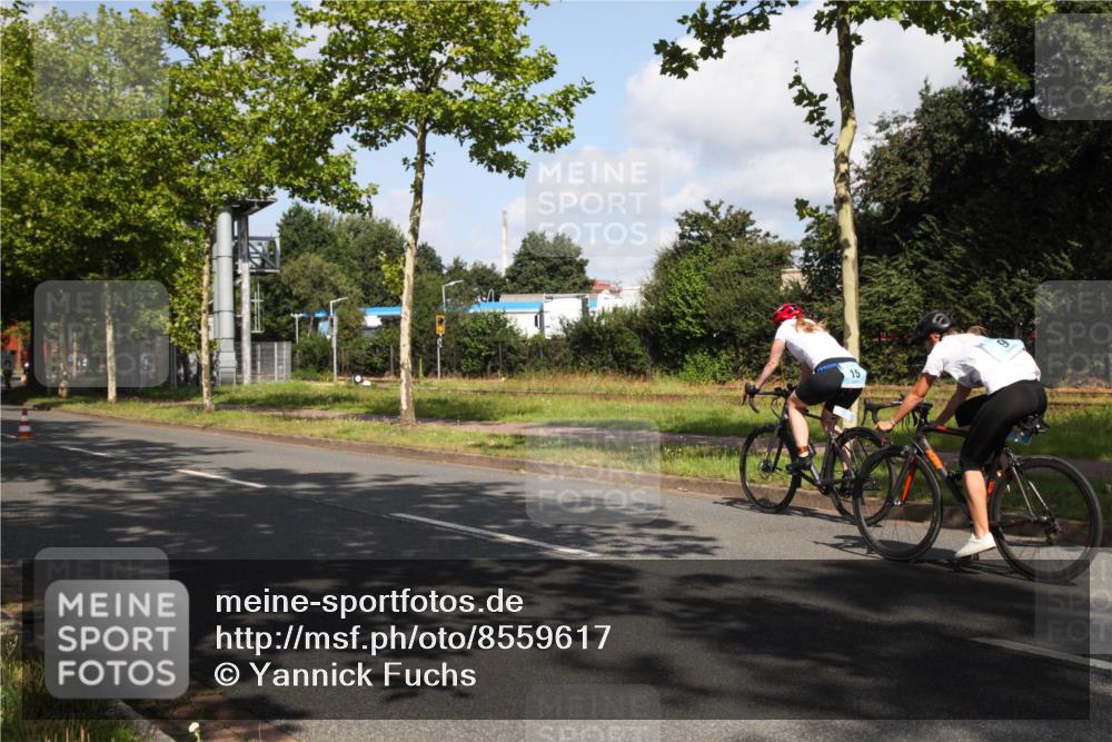 10.08.2025 - GEWOBA Citytriathlon Bremen Yannick Fuchs http://msf.ph/oto/8559617 10.08.2025 11:00:05 Radfahren 47, 141, 197, 201, 227, 482, 498 meine-sportfotos.de