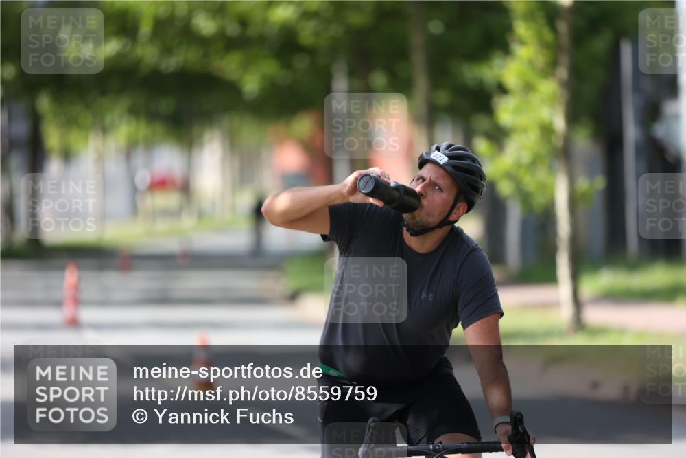 10.08.2025 - GEWOBA Citytriathlon Bremen Yannick Fuchs http://msf.ph/oto/8559759 10.08.2025 14:16:33 Radfahren 31, 48, 57, 63, 64, 121, 144, 152, 173 meine-sportfotos.de
