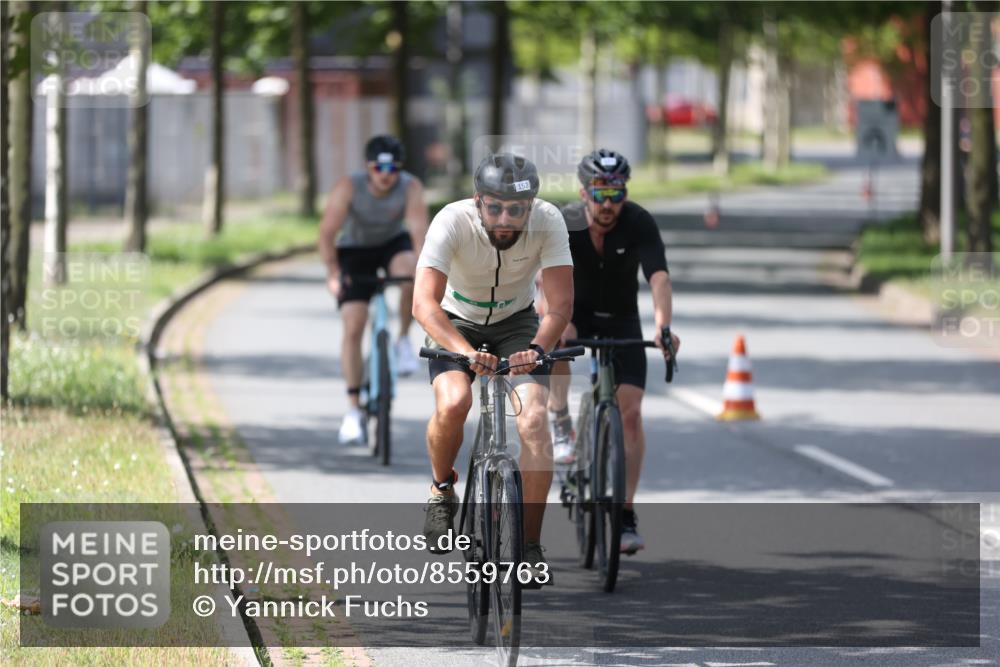 10.08.2025 - GEWOBA Citytriathlon Bremen Yannick Fuchs http://msf.ph/oto/8559763 10.08.2025 14:16:35 Radfahren 31, 57, 63, 64, 121, 144, 152, 173 meine-sportfotos.de