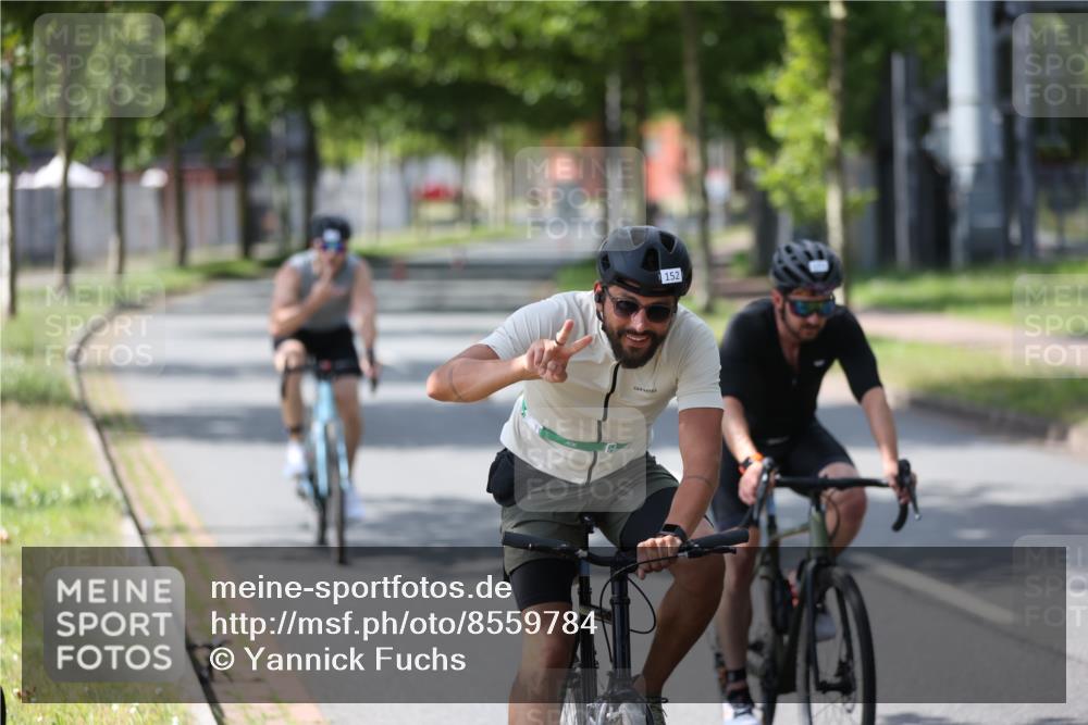10.08.2025 - GEWOBA Citytriathlon Bremen Yannick Fuchs http://msf.ph/oto/8559784 10.08.2025 14:16:36 Radfahren 31, 57, 63, 64, 121, 144, 152, 173 meine-sportfotos.de