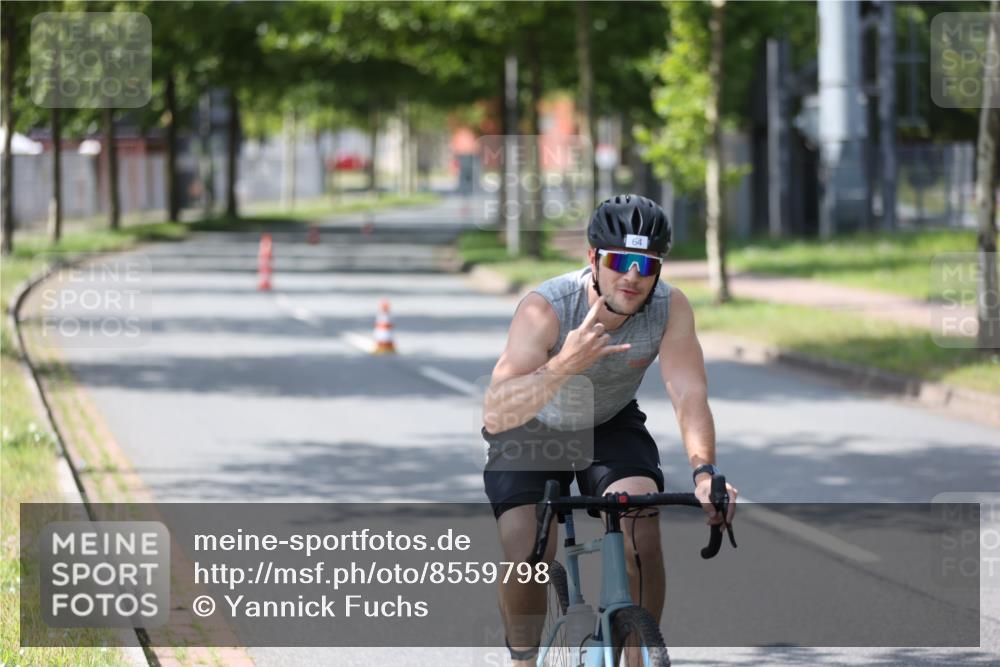 10.08.2025 - GEWOBA Citytriathlon Bremen Yannick Fuchs http://msf.ph/oto/8559798 10.08.2025 14:16:38 Radfahren 31, 41, 57, 64, 121, 144, 152, 173 meine-sportfotos.de