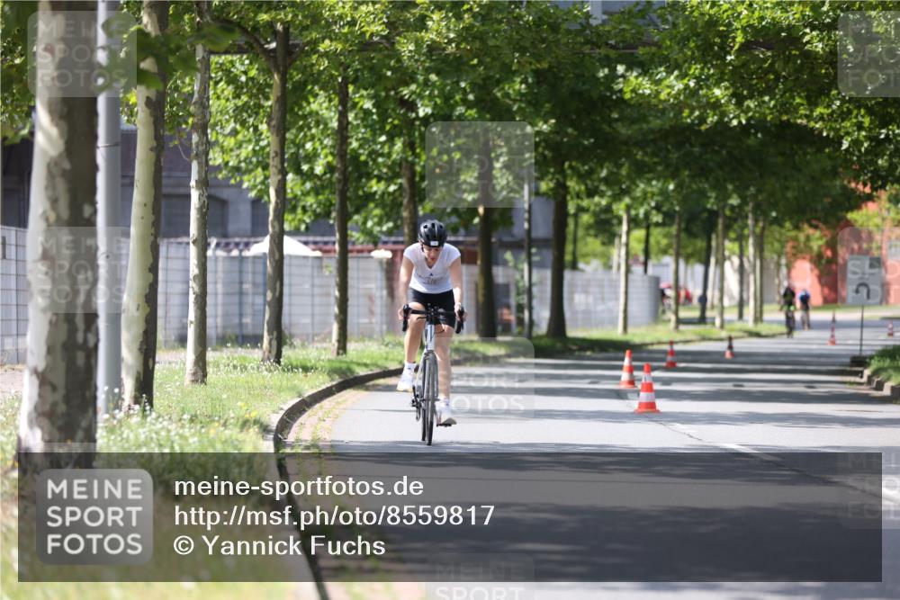 10.08.2025 - GEWOBA Citytriathlon Bremen Yannick Fuchs http://msf.ph/oto/8559817 10.08.2025 14:17:01 Radfahren 20, 32, 41, 58, 78 meine-sportfotos.de