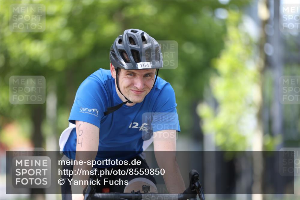 10.08.2025 - GEWOBA Citytriathlon Bremen Yannick Fuchs http://msf.ph/oto/8559850 10.08.2025 14:17:16 Radfahren 58, 136, 164 meine-sportfotos.de