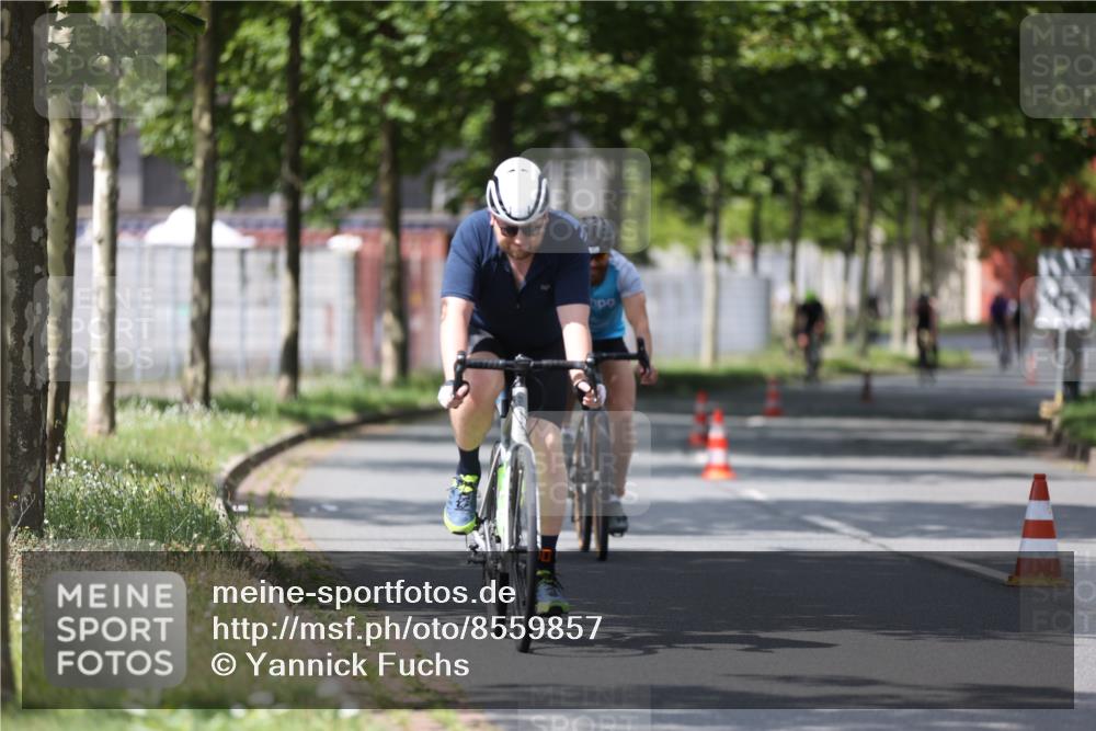 10.08.2025 - GEWOBA Citytriathlon Bremen Yannick Fuchs http://msf.ph/oto/8559857 10.08.2025 12:40:55 Radfahren 606, 650, 785, 802, 803, 921, 1001, 1023 meine-sportfotos.de