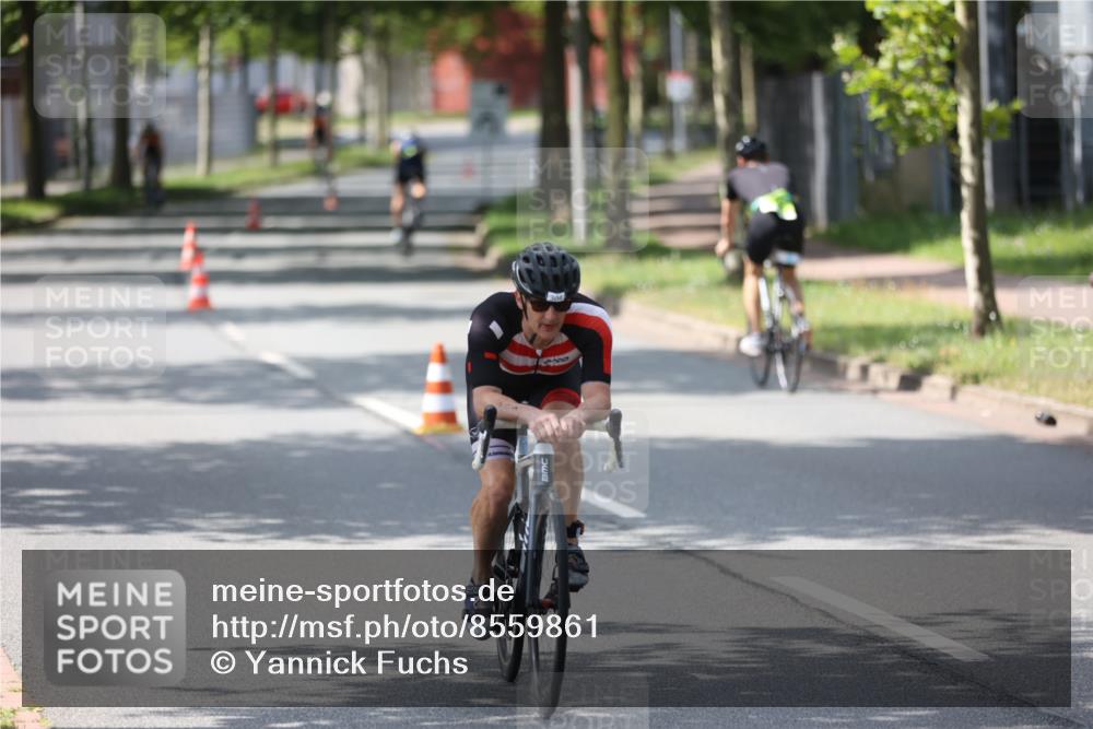 10.08.2025 - GEWOBA Citytriathlon Bremen Yannick Fuchs http://msf.ph/oto/8559861 10.08.2025 14:17:29 Radfahren 4, 127, 136, 304 meine-sportfotos.de