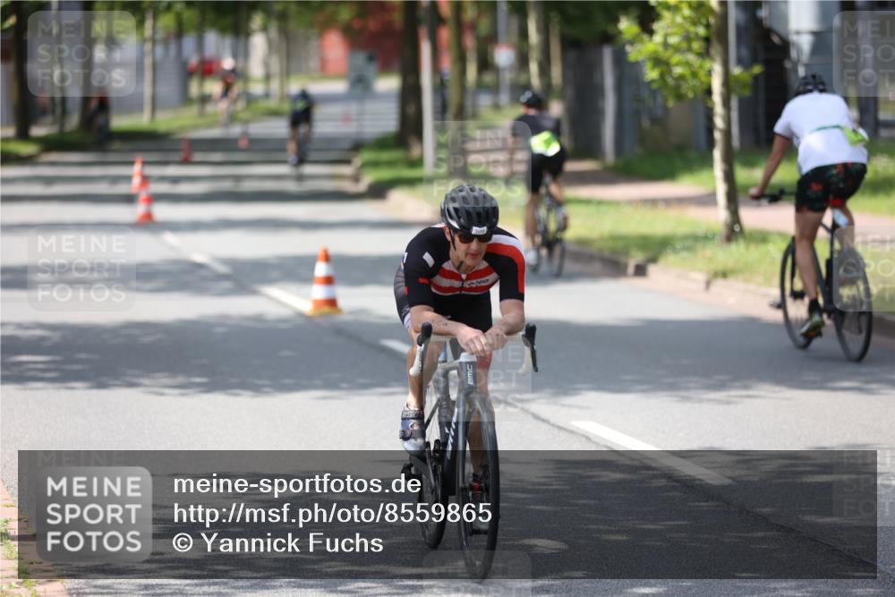 10.08.2025 - GEWOBA Citytriathlon Bremen Yannick Fuchs http://msf.ph/oto/8559865 10.08.2025 14:17:29 Radfahren 4, 127, 136, 304 meine-sportfotos.de