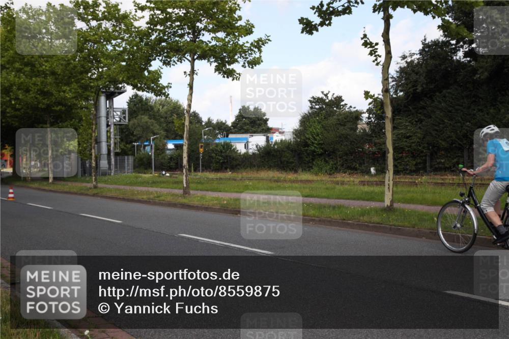 10.08.2025 - GEWOBA Citytriathlon Bremen Yannick Fuchs http://msf.ph/oto/8559875 10.08.2025 11:10:02 Radfahren  meine-sportfotos.de