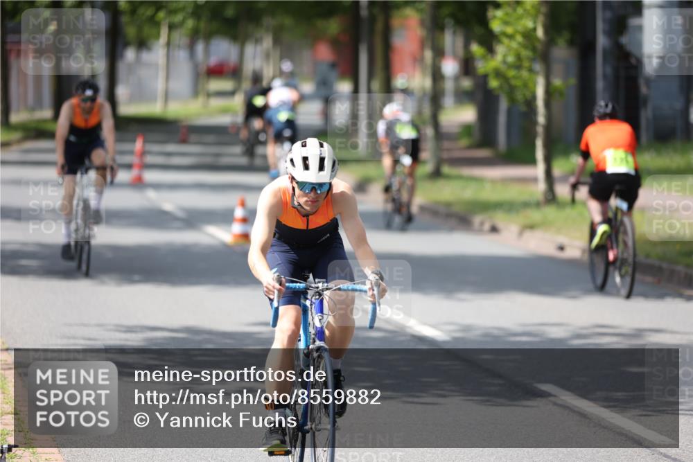 10.08.2025 - GEWOBA Citytriathlon Bremen Yannick Fuchs http://msf.ph/oto/8559882 10.08.2025 14:17:37 Radfahren 4, 127, 304 meine-sportfotos.de