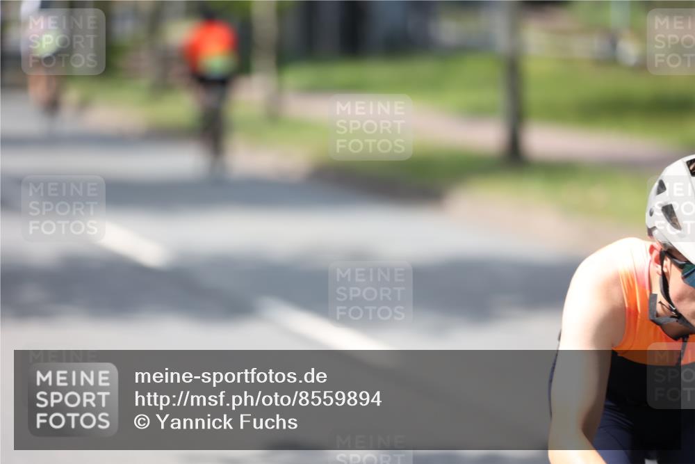 10.08.2025 - GEWOBA Citytriathlon Bremen Yannick Fuchs http://msf.ph/oto/8559894 10.08.2025 14:17:38 Radfahren 4, 127, 304 meine-sportfotos.de