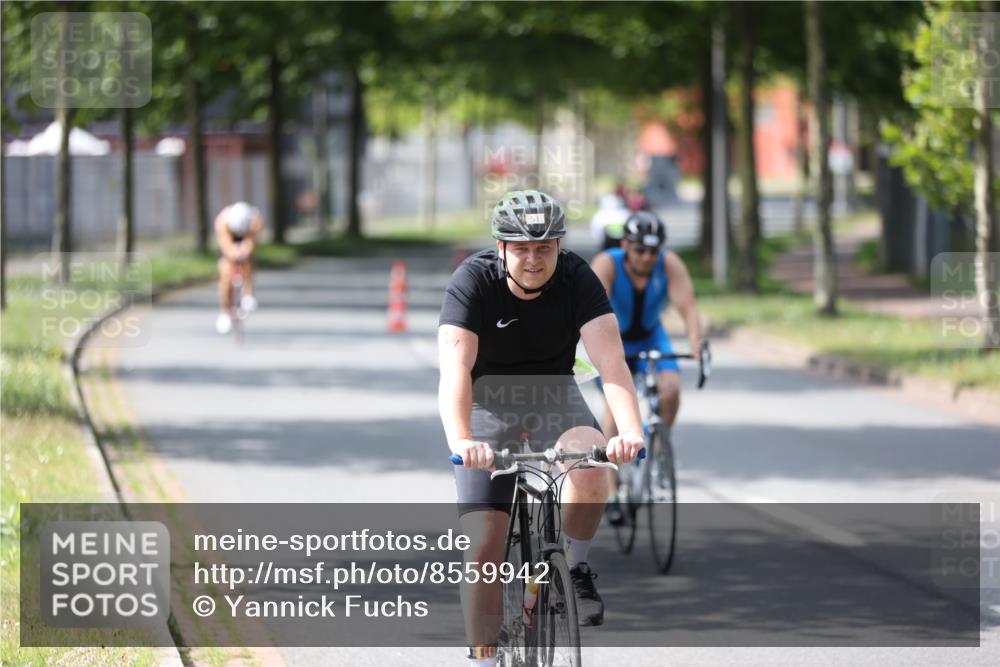 10.08.2025 - GEWOBA Citytriathlon Bremen Yannick Fuchs http://msf.ph/oto/8559942 10.08.2025 14:17:59 Radfahren 51, 91, 214, 240, 263 meine-sportfotos.de