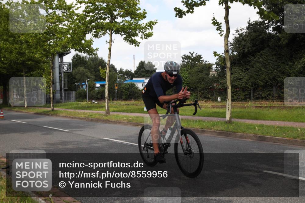 10.08.2025 - GEWOBA Citytriathlon Bremen Yannick Fuchs http://msf.ph/oto/8559956 10.08.2025 11:58:28 Radfahren 564 meine-sportfotos.de