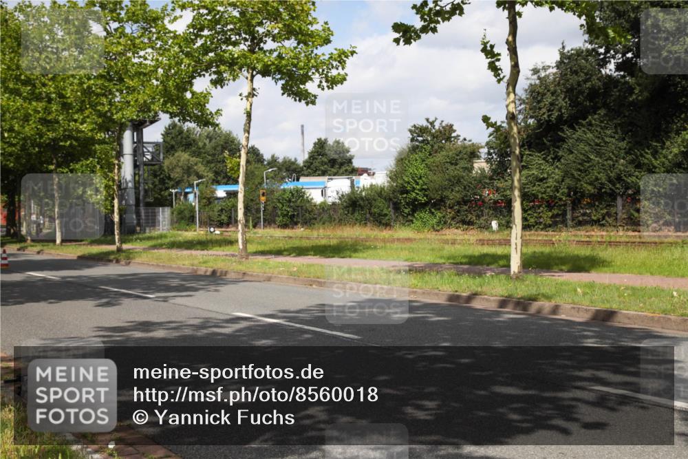 10.08.2025 - GEWOBA Citytriathlon Bremen Yannick Fuchs http://msf.ph/oto/8560018 10.08.2025 12:01:06 Radfahren 579 meine-sportfotos.de