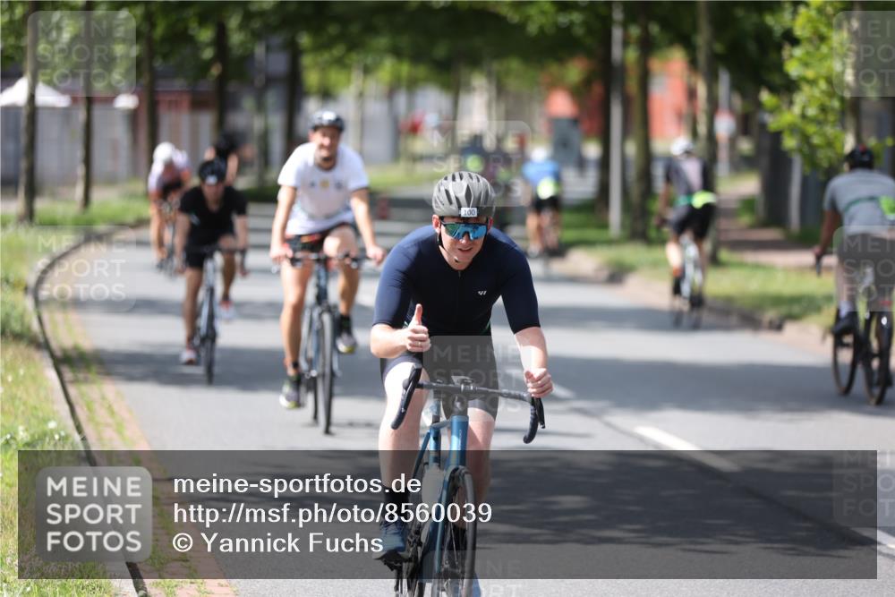10.08.2025 - GEWOBA Citytriathlon Bremen Yannick Fuchs http://msf.ph/oto/8560039 10.08.2025 14:18:26 Radfahren 47, 75, 94, 100, 131, 147, 255, 295, 314 meine-sportfotos.de