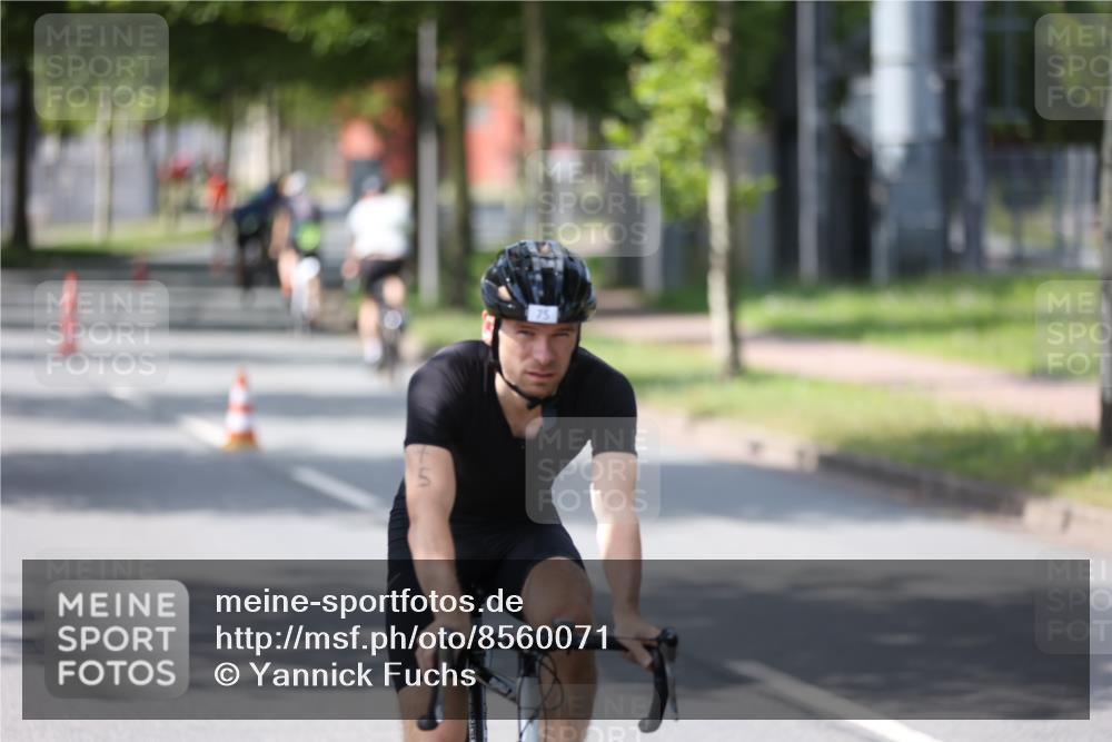 10.08.2025 - GEWOBA Citytriathlon Bremen Yannick Fuchs http://msf.ph/oto/8560071 10.08.2025 14:18:28 Radfahren 47, 75, 94, 100, 131, 147, 255, 295, 314 meine-sportfotos.de