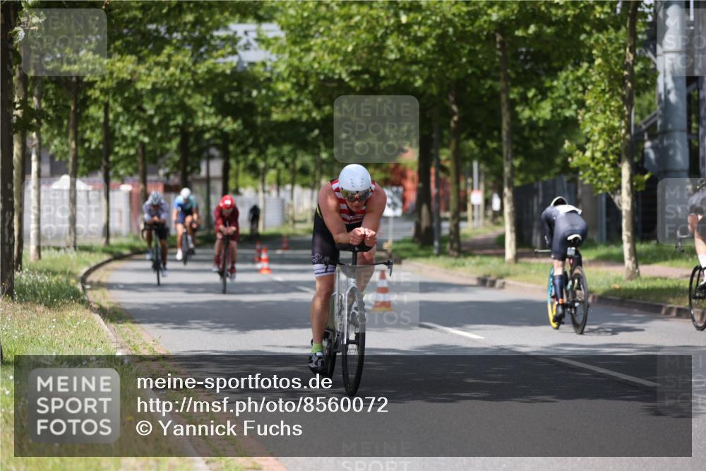 10.08.2025 - GEWOBA Citytriathlon Bremen Yannick Fuchs http://msf.ph/oto/8560072 10.08.2025 12:41:20 Radfahren 568, 609, 660, 665, 705, 730, 755, 830, 849, 862, 934, 1014 meine-sportfotos.de